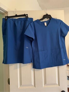 C SaucyWomen's Blue Scrub Skirt - Comfortable Professional Fit